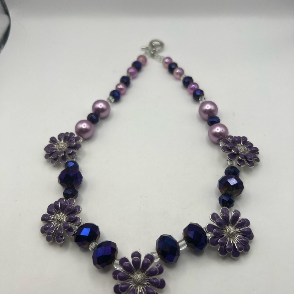 2 statement necklaces - Picture 2 of 16
